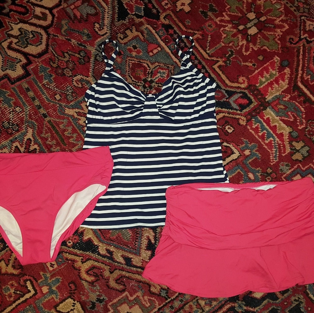 Lands End navy stripe tankini 8 with swim skirt
